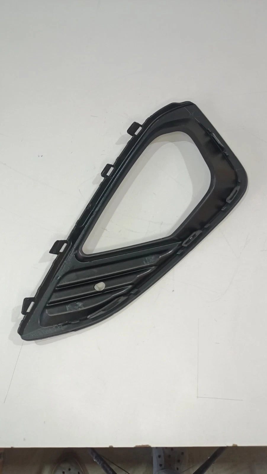 Bumper Left Rigt Fog Light Grille Frame Trim Ford Fiesta MK8 2143222 2143213