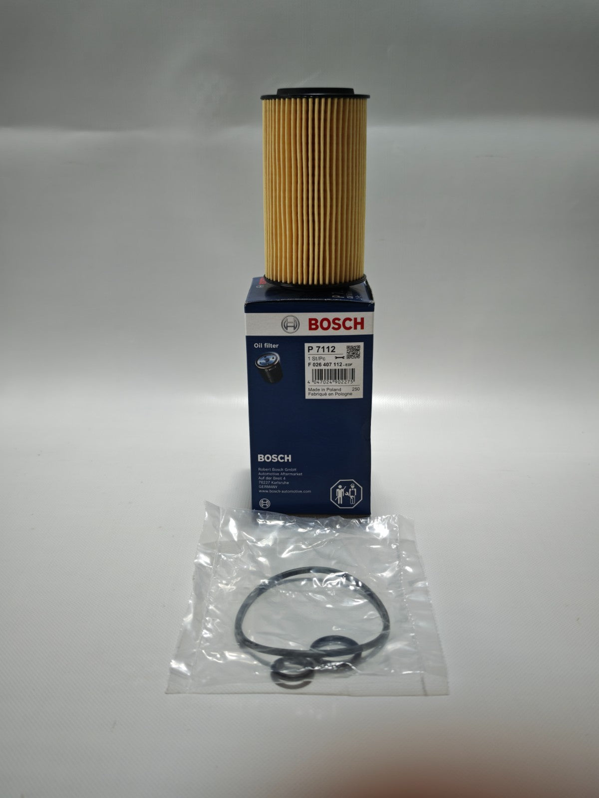 Oil Filter F026407112 Bosch 68091826AA 68091827AA K68091826AA K68091827AA P7112
