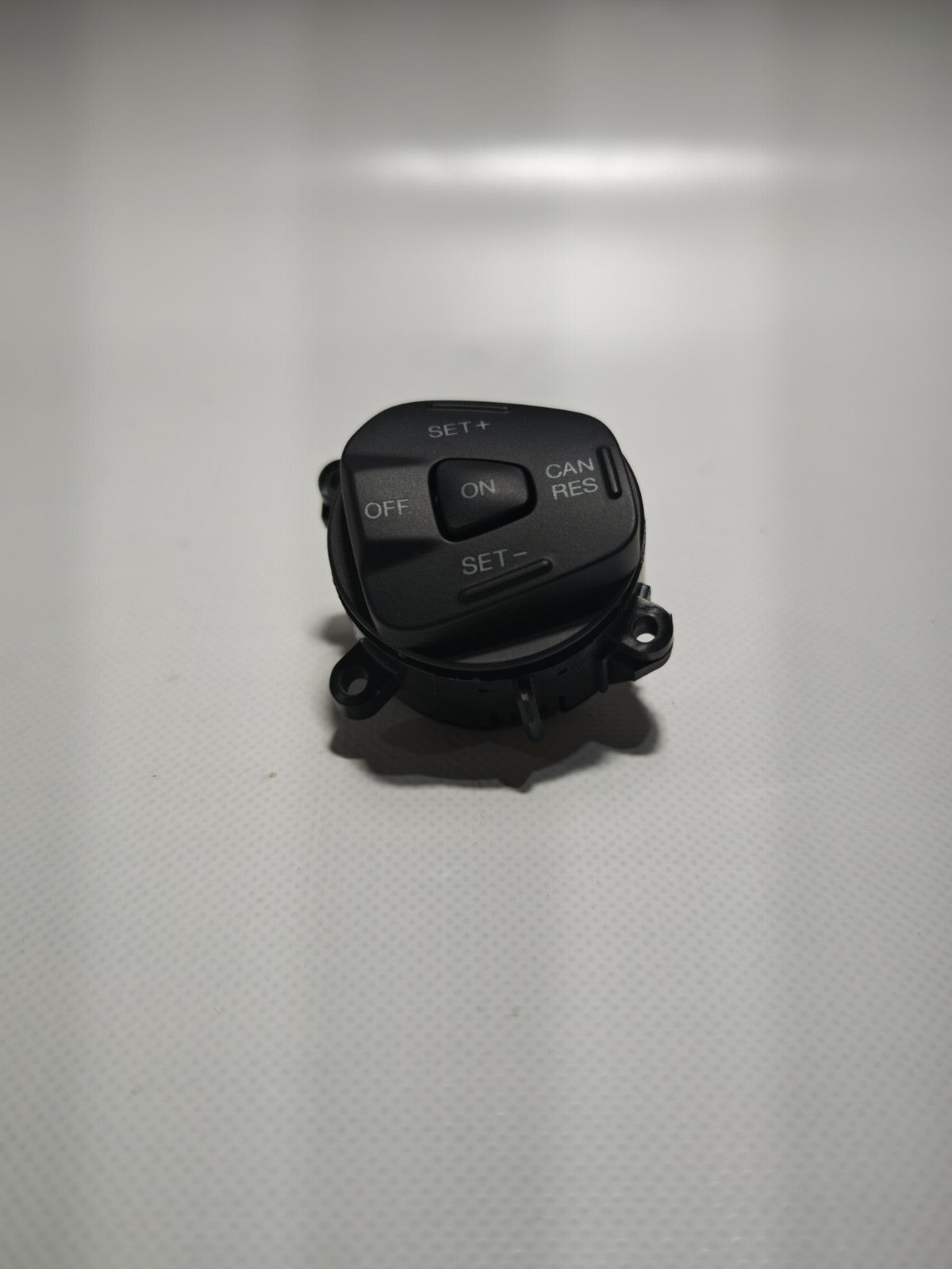 Genuine Ford Steering Wheel Speed Cruise Control Switch 2011-2023 1732959