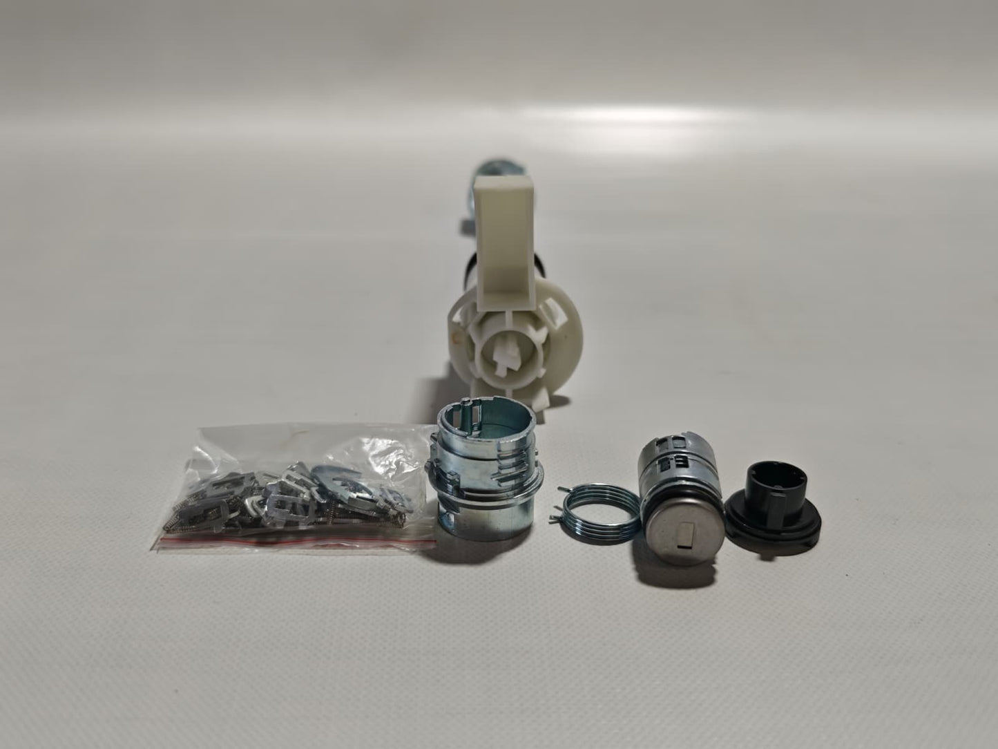 FORD FOCUS MK2 Repair Kit 2004-2012 Bonnet Release Lock Latch 1343577 OE Quality