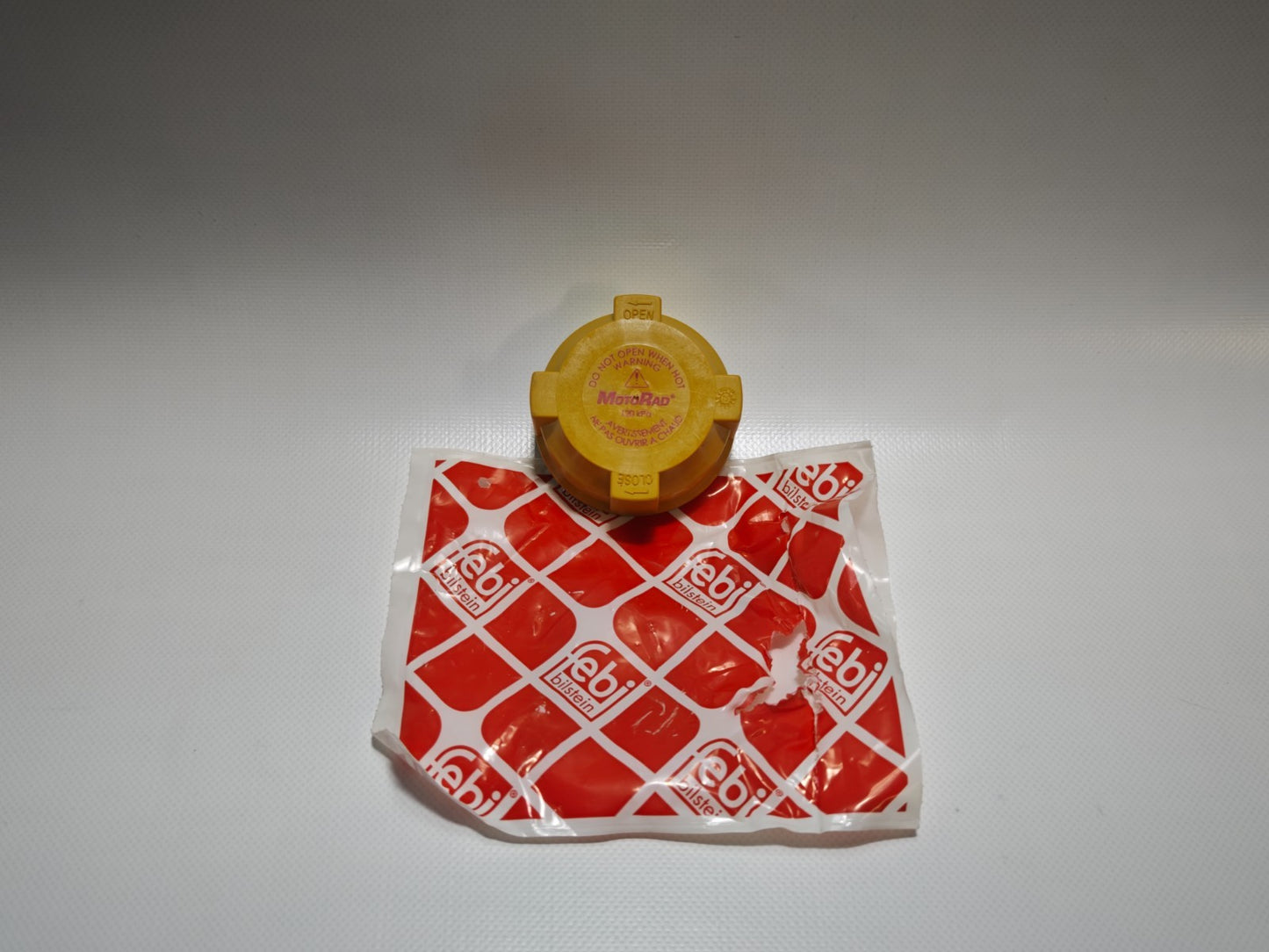 Radiator Cap 183407 Febi 1647751 1650630 1659288 6160686 7267969 OE Quality New