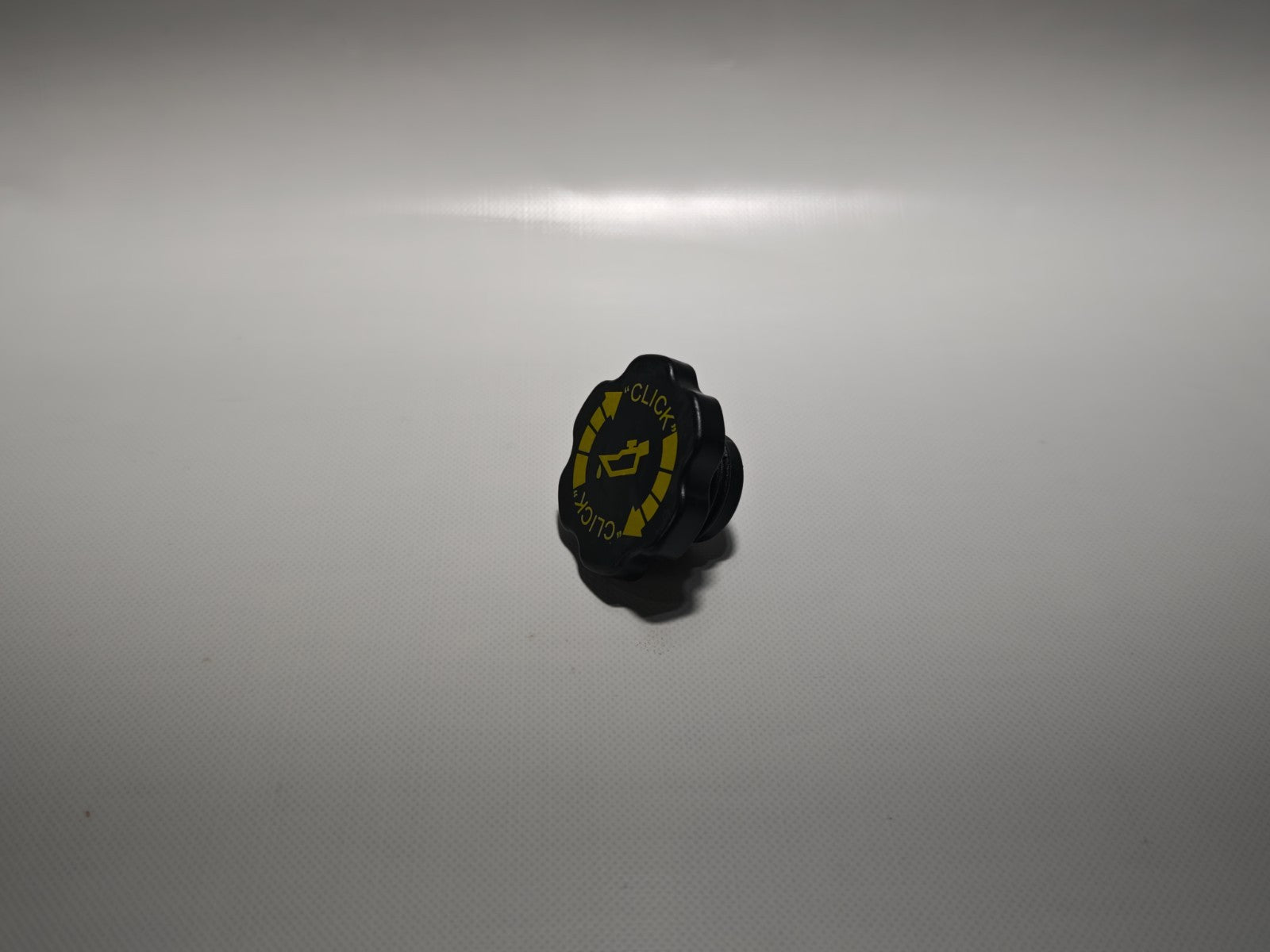 Oil Filler Cap Genuine Quality For Ford Focus MK1 98-05, Mondeo 1.6-2.0 1122713