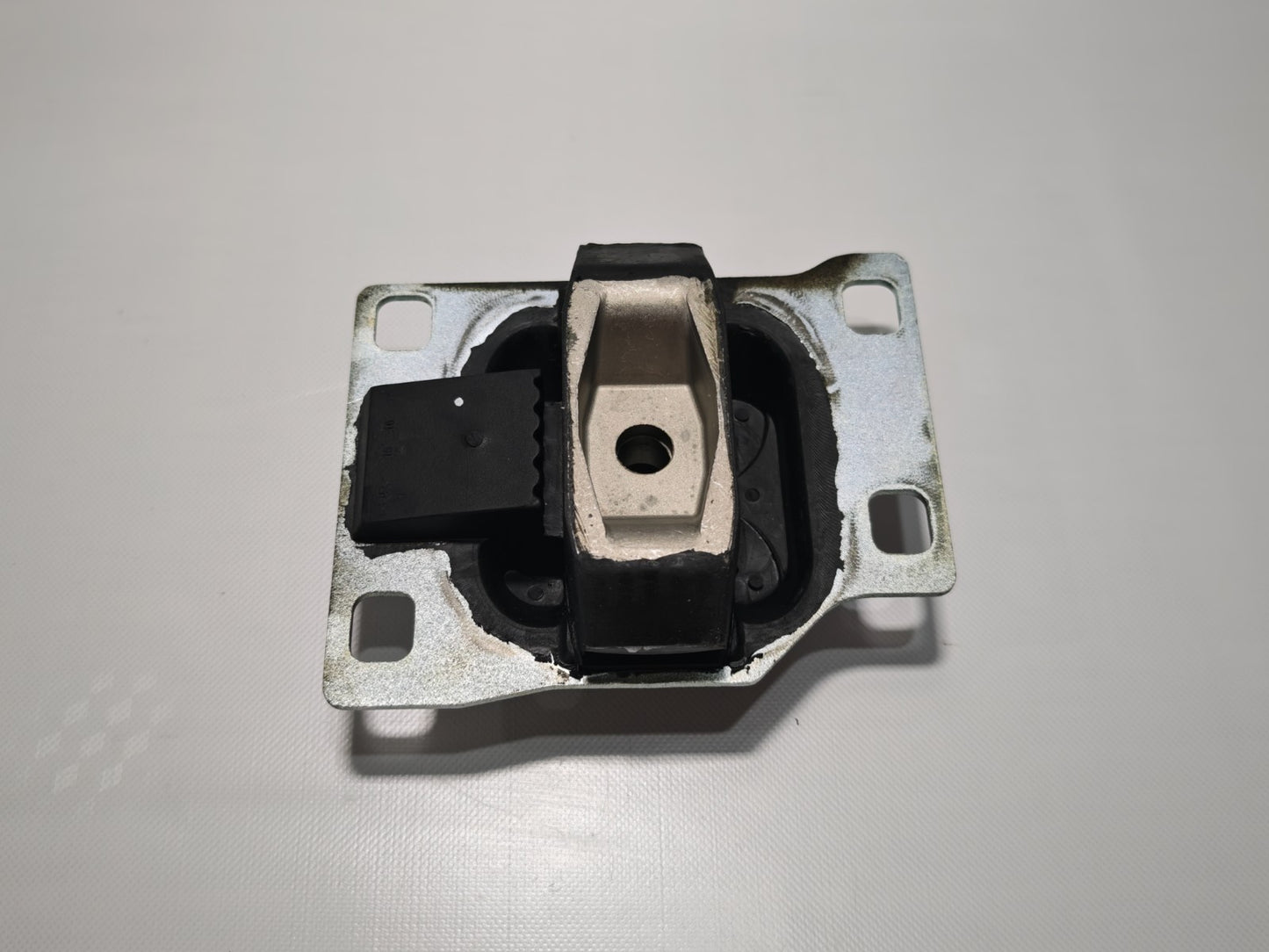 Engine Mount For For Transıt Connect (2002-2013) Focus (1998-2004) 1133019
