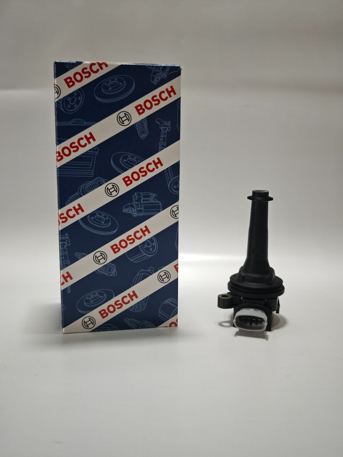 Bosch Ignition Coil For Ford Volvo 2005-2011 1371601 6M5G12029AA 30713417