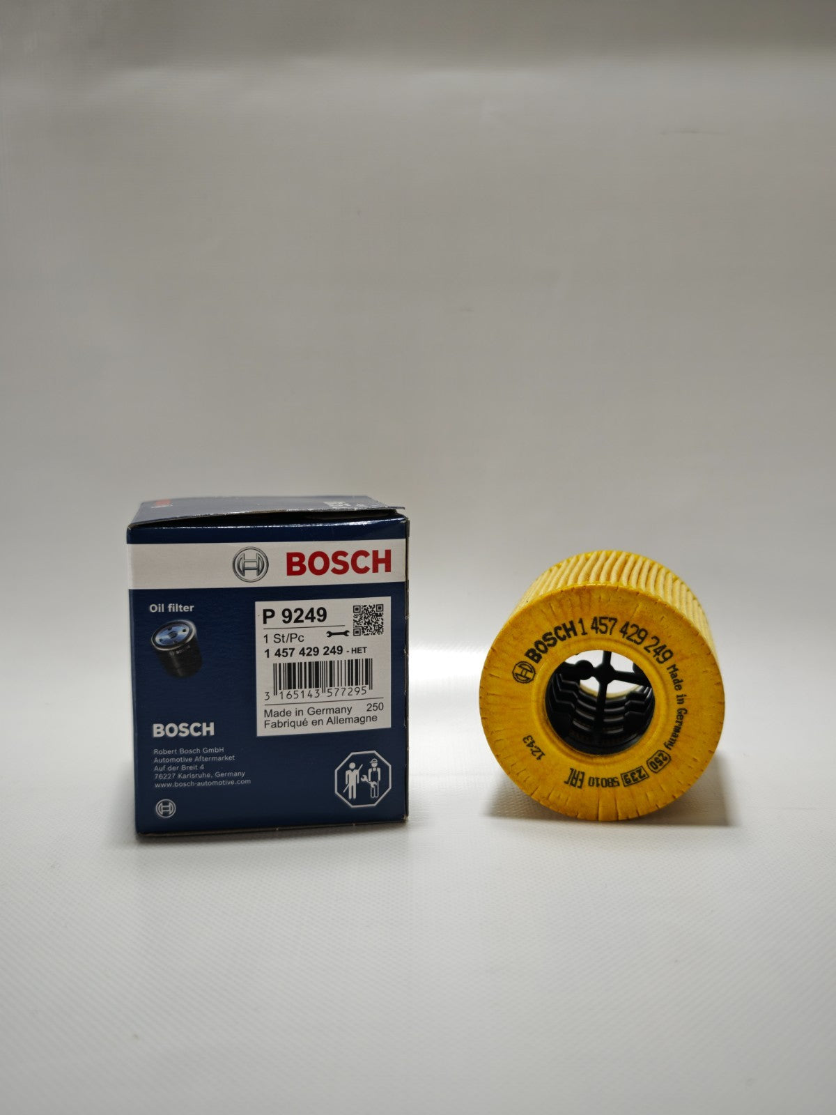 Bosch Oil Filter 1457429249 11427557012 11427622446 E149234 1109AH 1109AJ P9249