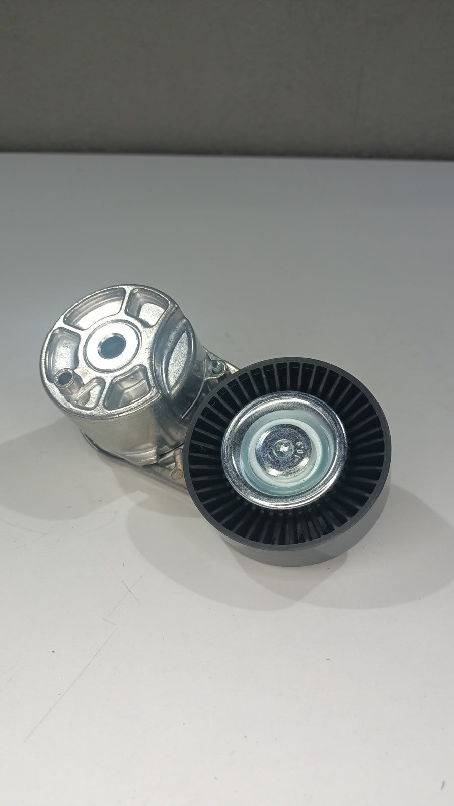 REPAIR Aux Belt Tensioner T39526 Drive V-Ribbed 2018333 2383344 GK2Q6A228AA New