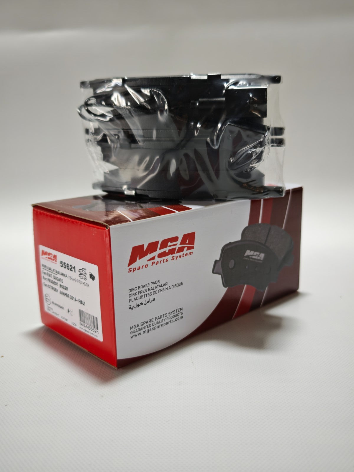 Brake Pads Set Rear 55621 MGA 1612434180 1614412180 1673603480 77366679 Quality