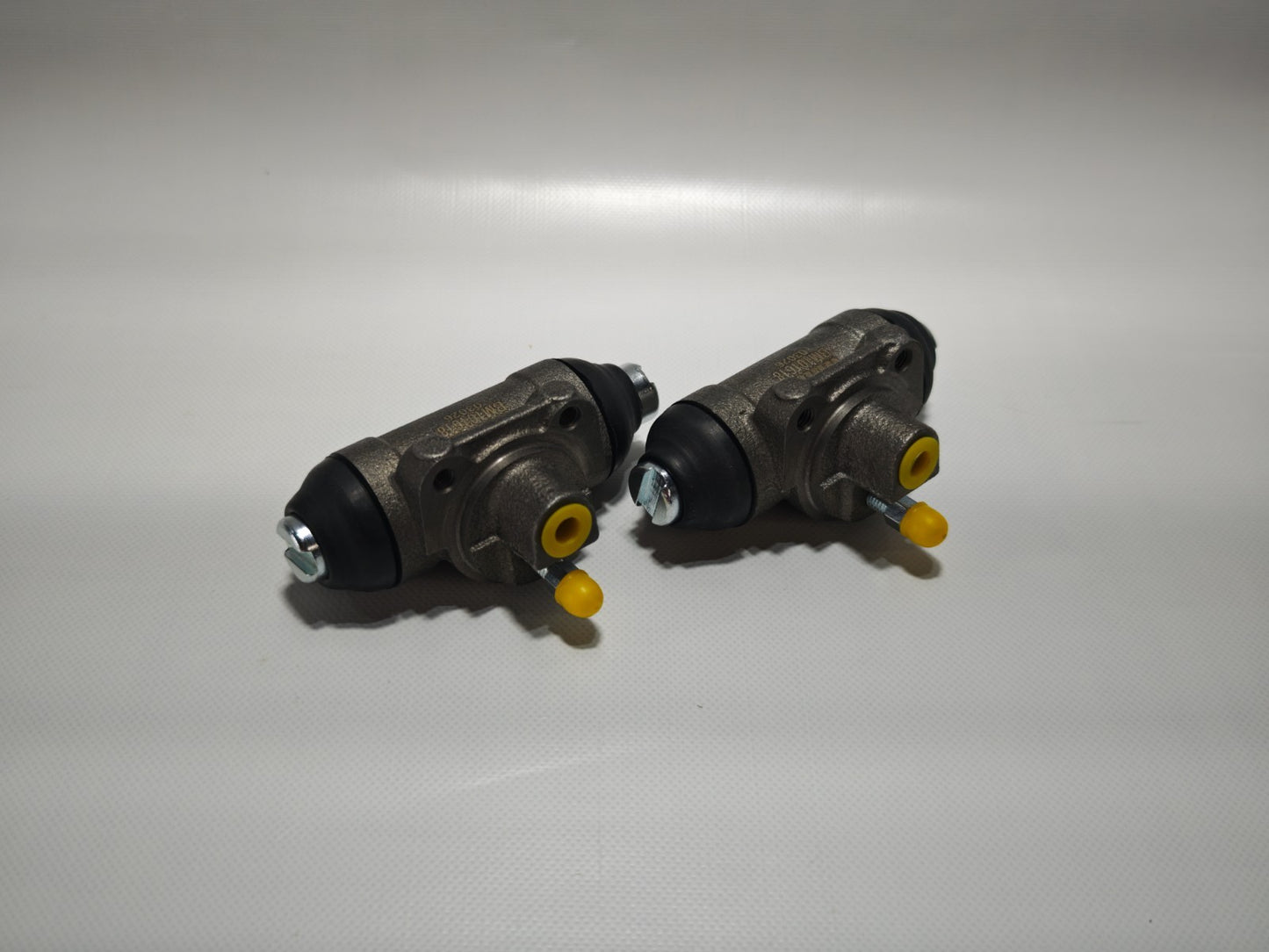 2x Wheel Brake Cylinders (Pair) For FORD TRANSIT 2.5D Rear 1991 - 2006 4055730