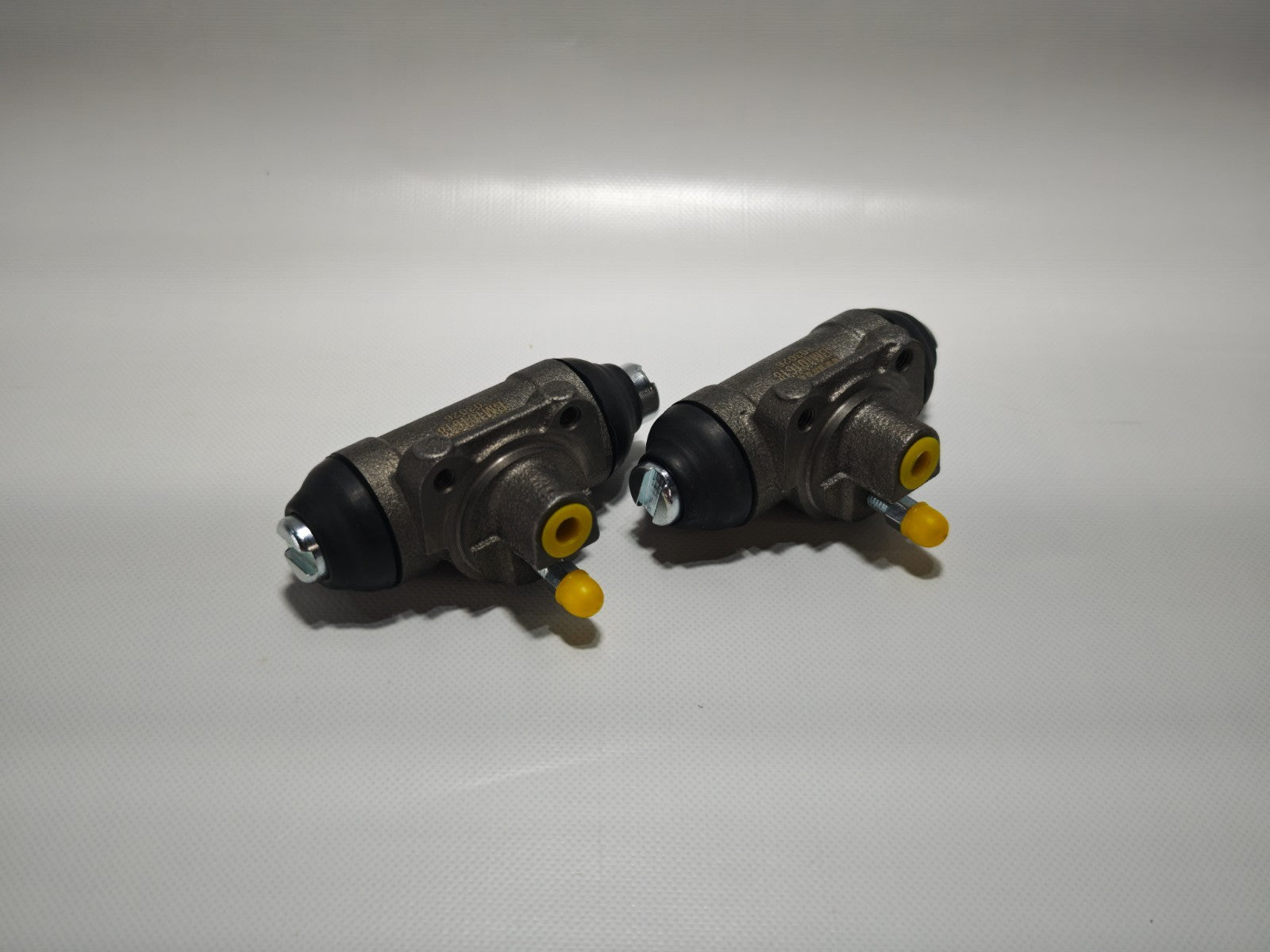 2x Wheel Brake Cylinders (Pair) For FORD TRANSIT 2.5D Rear 1991 - 2006 4055730