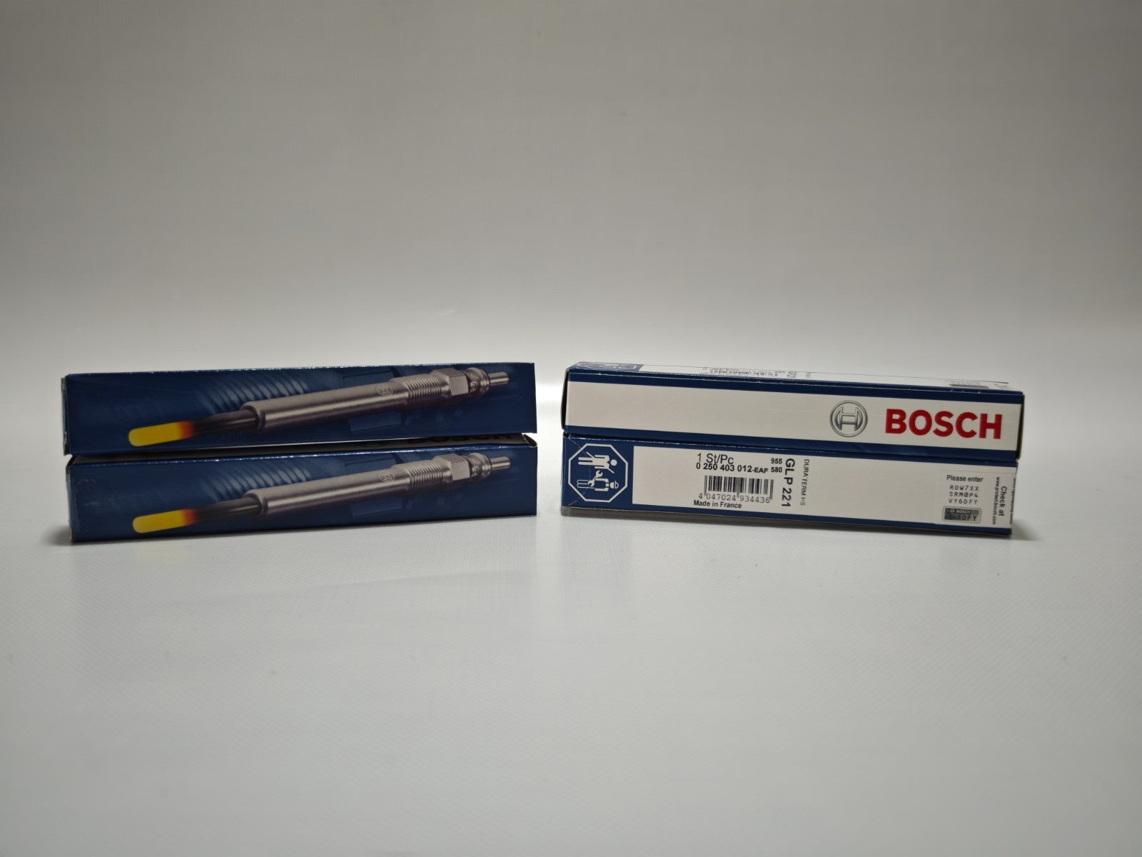 Bosch Glow Plugs Set 4x 0250403012 A4151590001 4151590001 1106500Q0E 8200682592