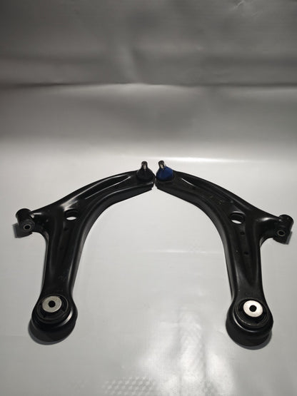 Wishbone / Suspension Arm Lower Left & Right For Ford Fiesta 1521773 1520778