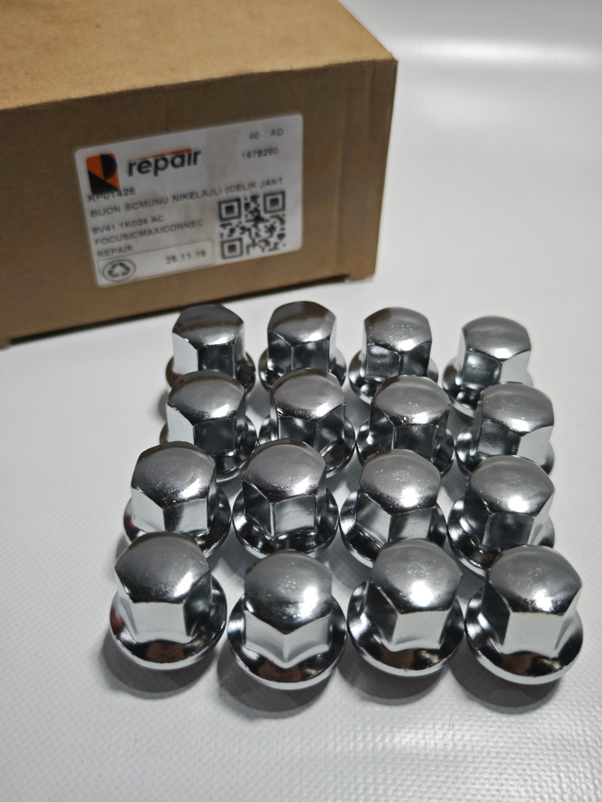 16 X Ford Wheel Nuts Alloy Fiesta MK5 MK6 MK7 MK8 M12 X 1.5 19MM Genuine Quality