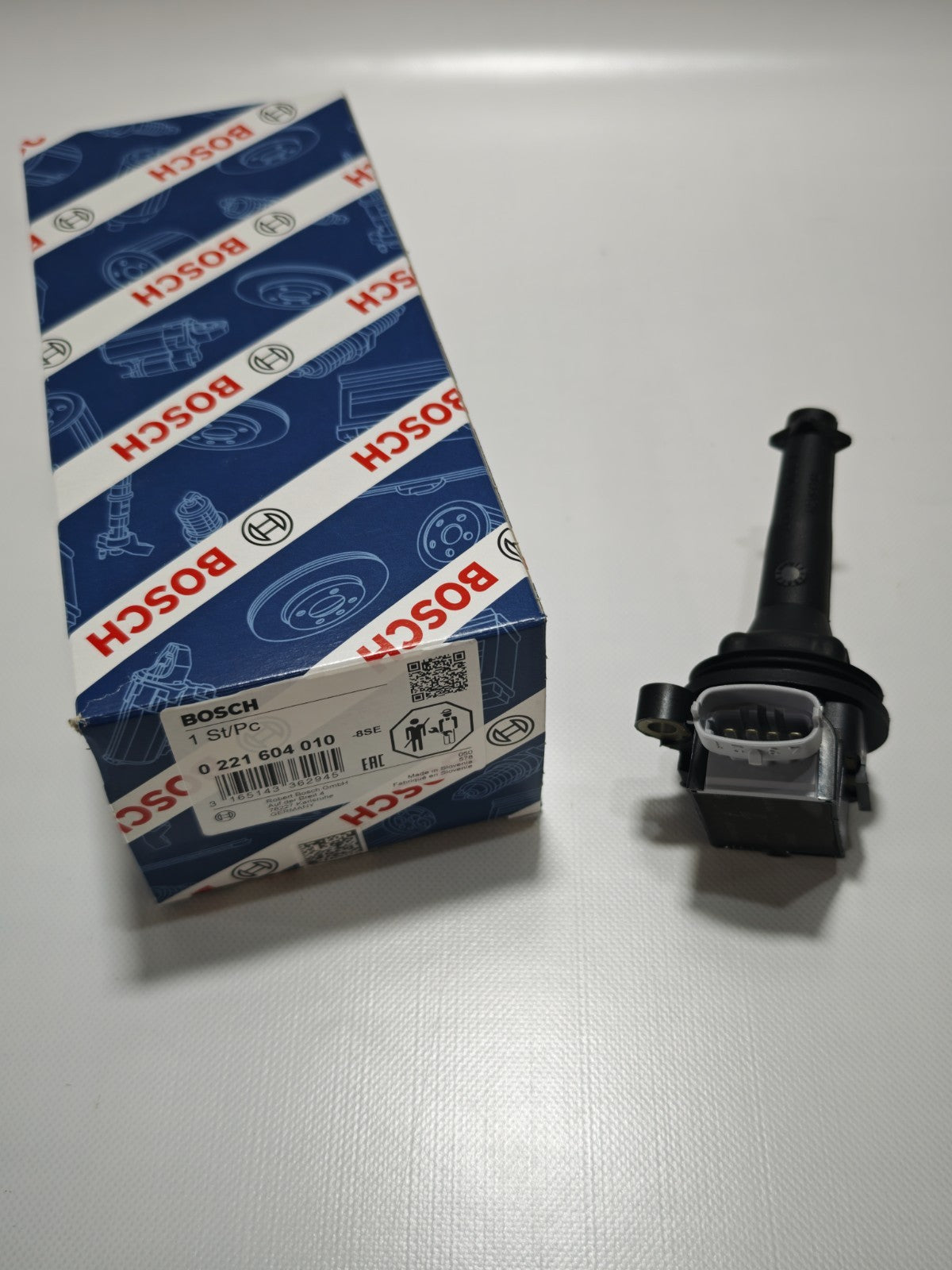Bosch Ignition Coil For Ford Volvo 2005-2011 1371601 6M5G12029AA 30713417