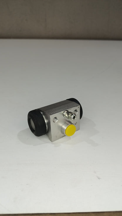 CIFAM Pair Of New Rear Wheel Brake Cylinders For Ford Fiesta MK7 1/2017