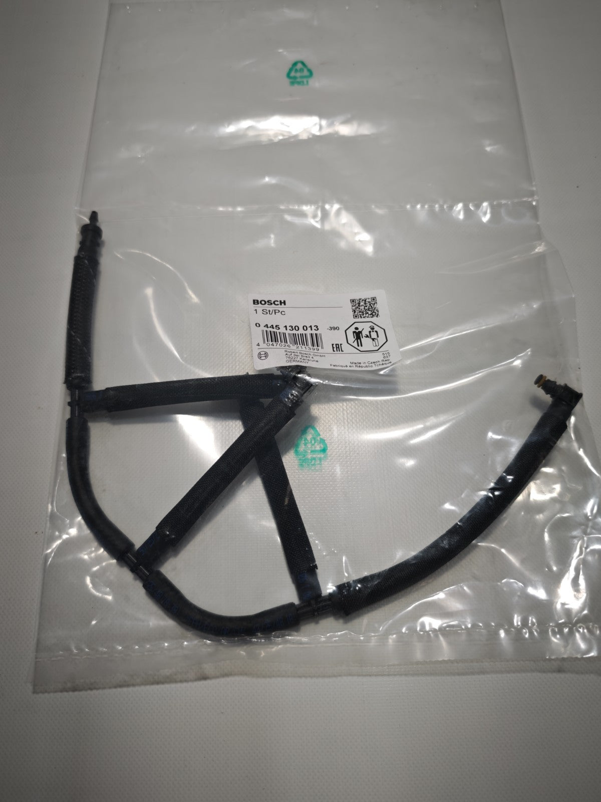 Bosch Fuel Return Pipe For VW CADDY 1.6D 2010 to 2020 03L130235AF VOLKSWAGEN New