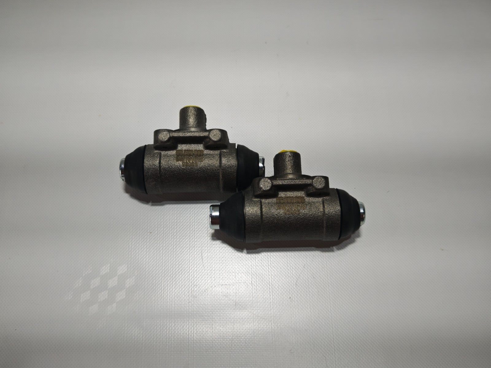2x Wheel Brake Cylinders (Pair) For FORD TRANSIT 2.5D Rear 1991 - 2006 4055730