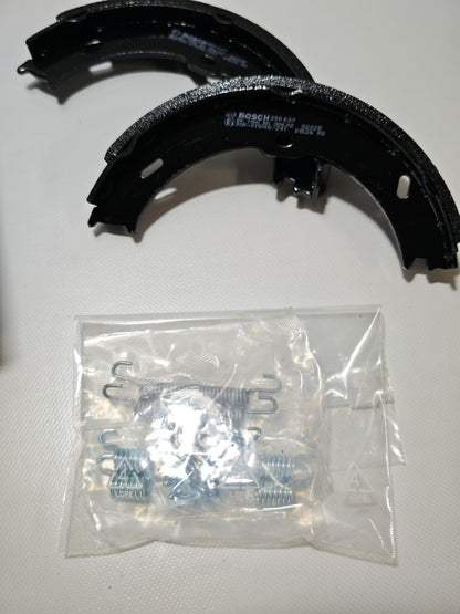 Handbrake Shoes Set For Mercedes Sprinter 2.2D 2009 on VW Crafter Parking Bosch