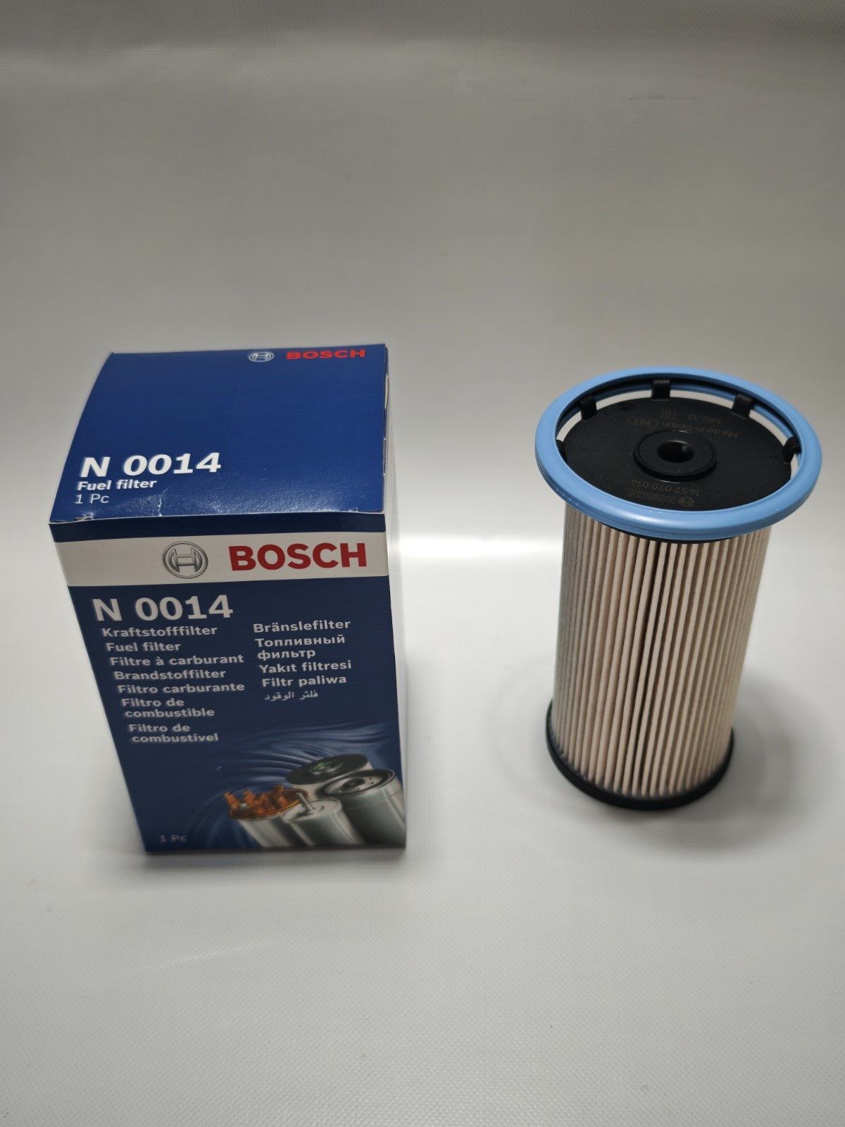 Bosch Fuel Filter 1457070014 5Q0127177 5Q0127177B 5Q0127177D N0014 Quality