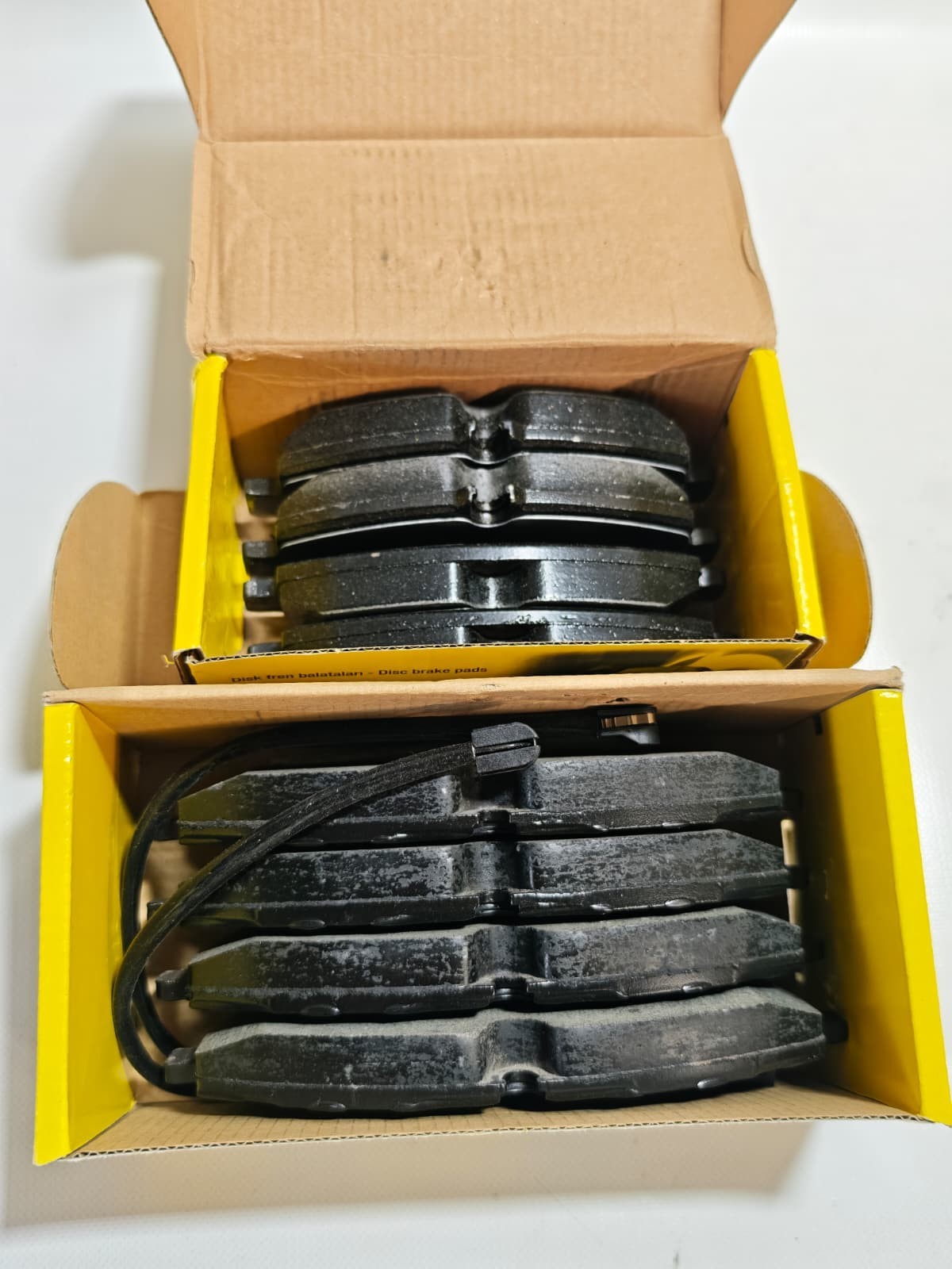 For Ford Transit Custom + Mk8 2.0 2.2 TDCI Front & Rear Brake Pads Wear Leads