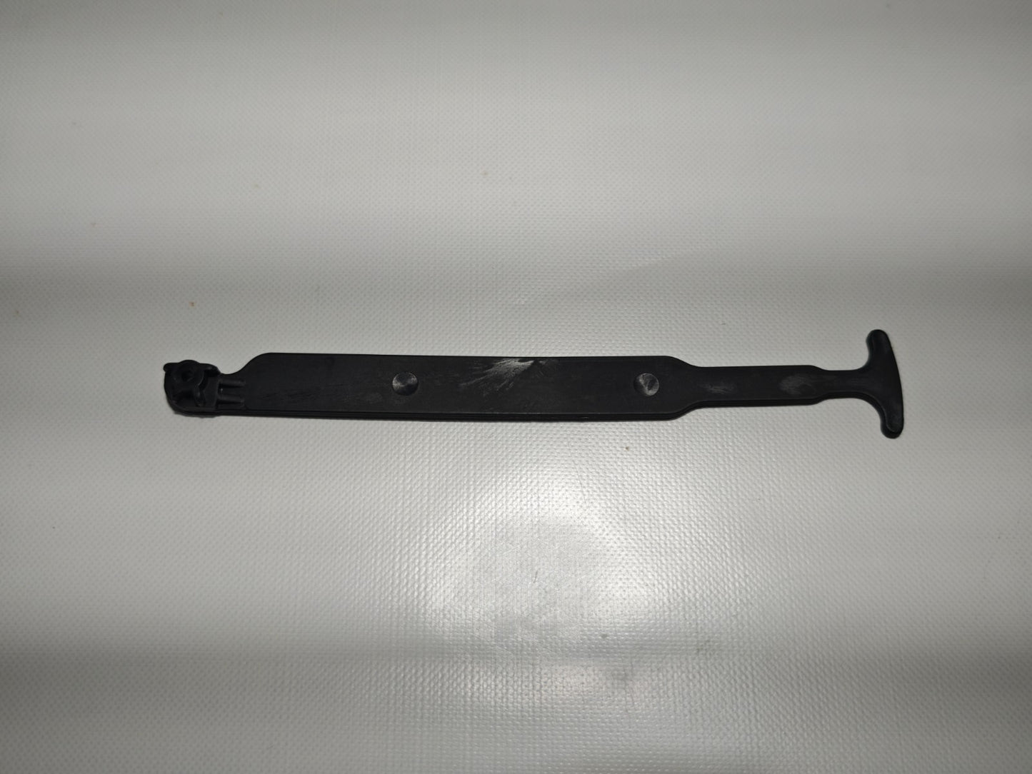 Ford Fiesta MK5 Bonnet Hood Catch Release Handle Lever Pull Opener 02-08 1250328